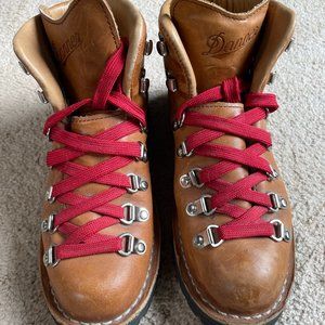 Danner Mountain Light Hiking Boots - Brown, Women's 6.5